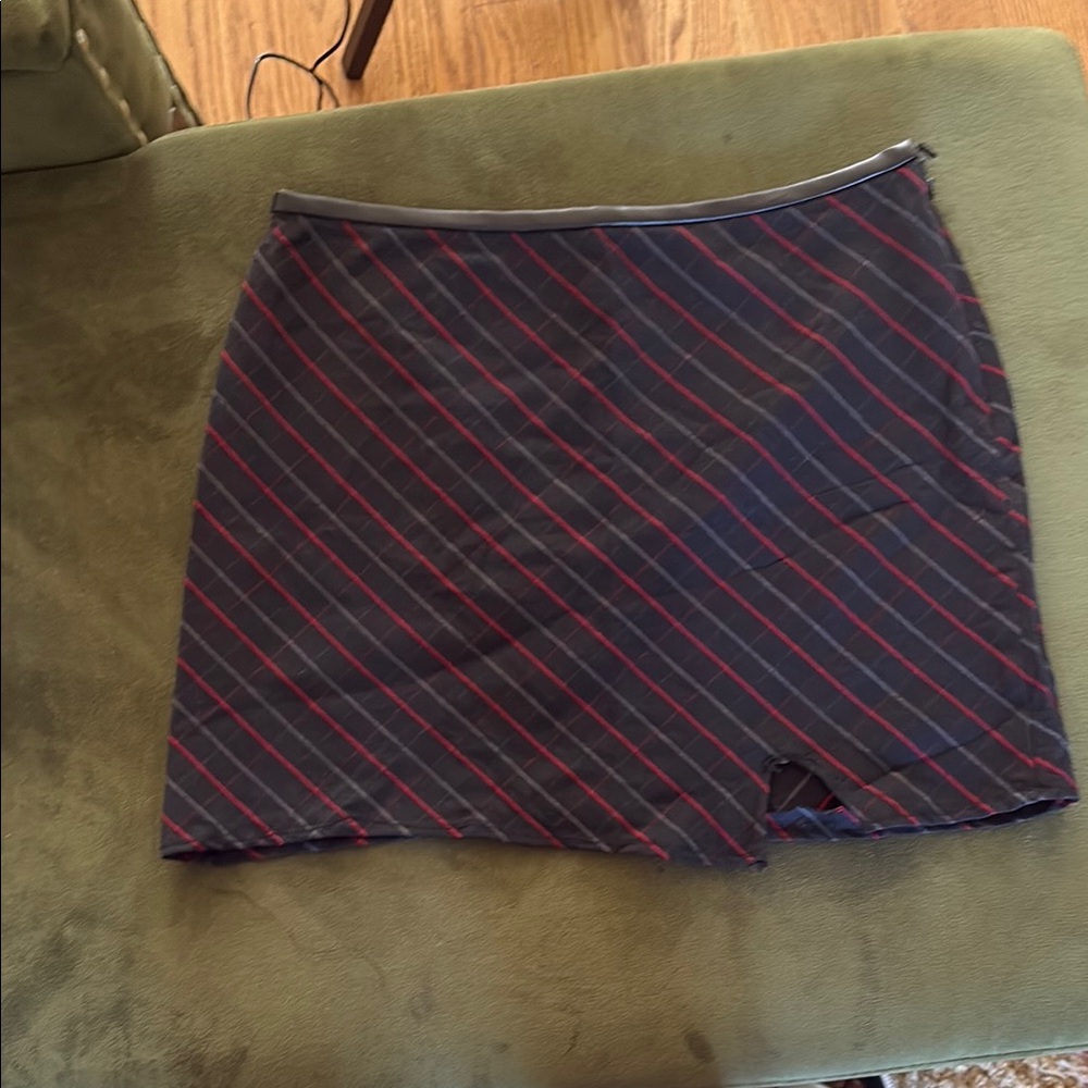 White House Black Market Navy and Red Striped Pencil Skirt